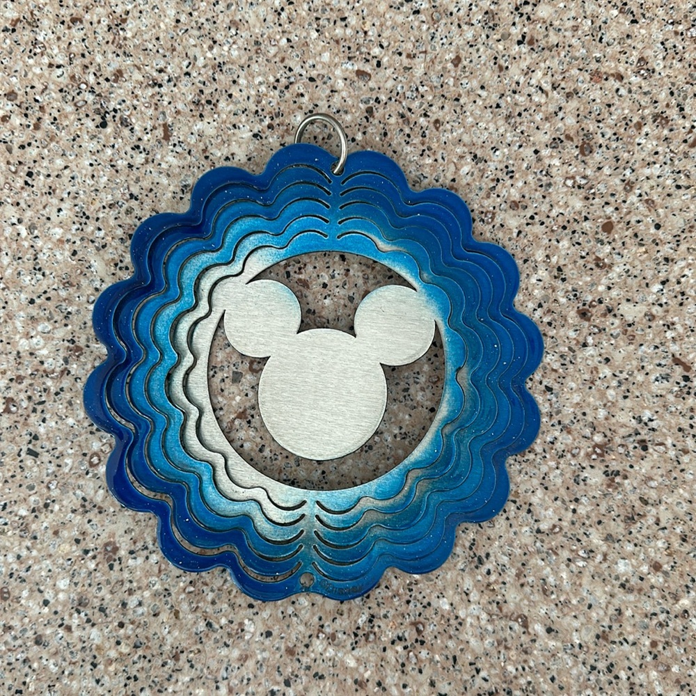 Disney EyCatcher Spinner - Flower And Garden - 8" Mickey Mouse Silhouette